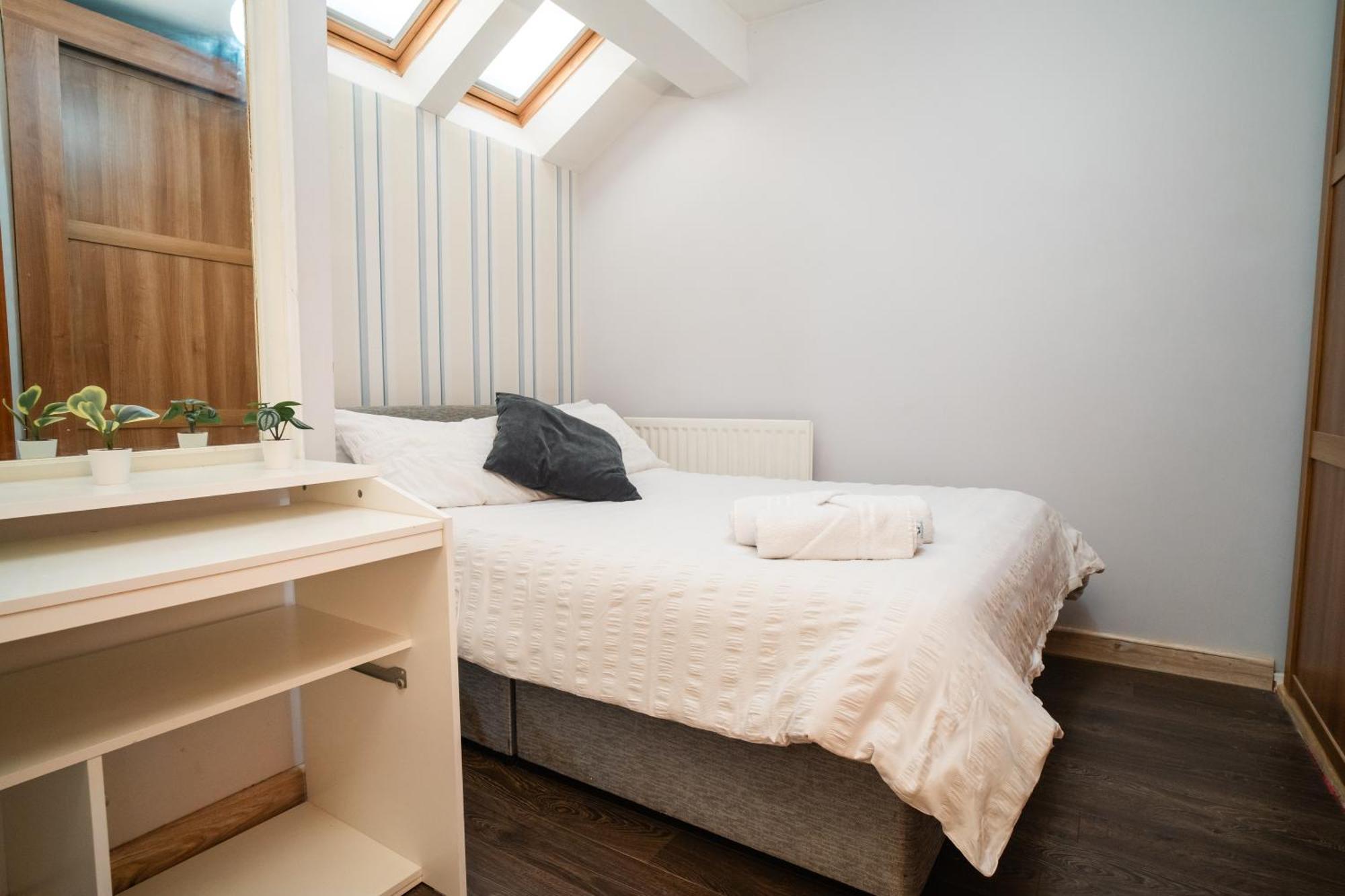 Central Duplex Apartment In Belfast City Centre Exterior foto